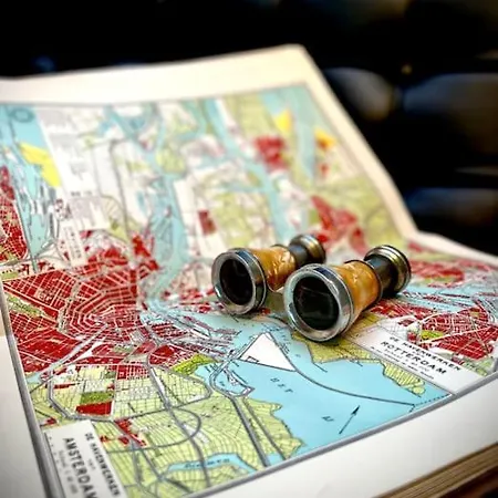 Agelandkaai 아파트